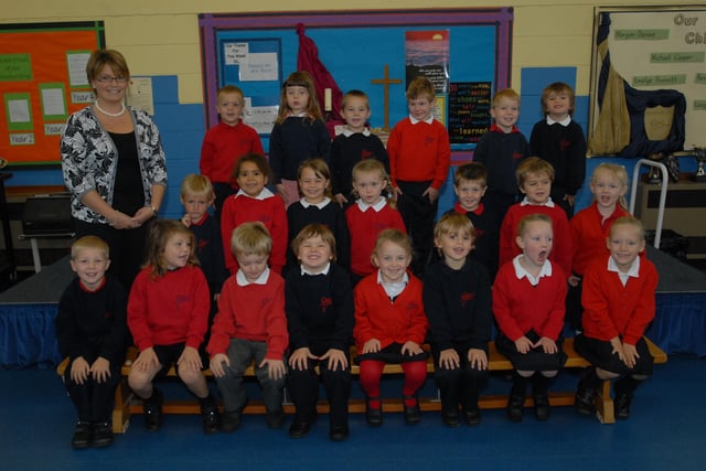 Oundle Milton Road primary school reception 07
Class 1 of 2