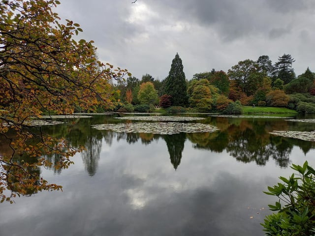 The autumn colours at one of the lakes