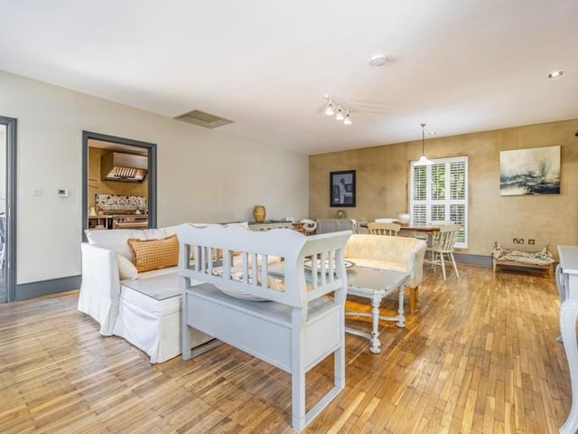 The sitting/dining room.