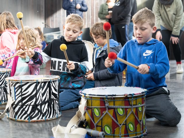 Hastings Story Telling Festival Childrens story telling Day and Parade The Stade 24.10.21 SUS-211026-101716001