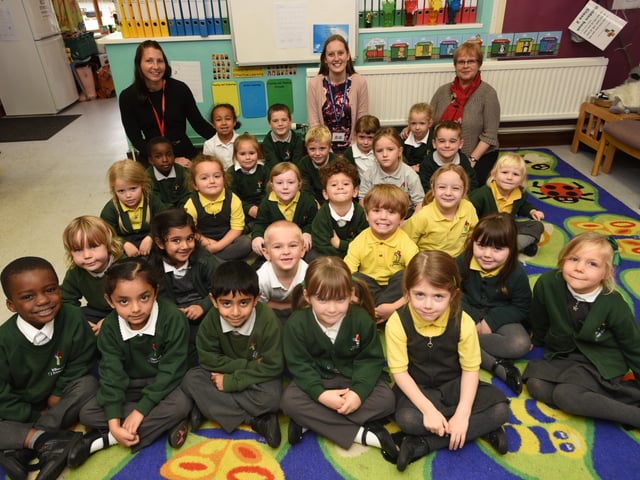 rec15 William Law C of E primary school Reception class Miss Venters class EMN-151125-123130009