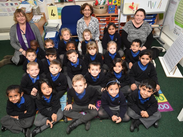 rec15 West Town primary school reception class Mrs Sait's class EMN-151125-122923009