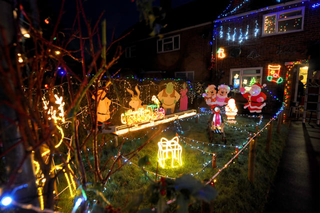 Westfield Christmas Lights 2015 SUS-211029-120920001