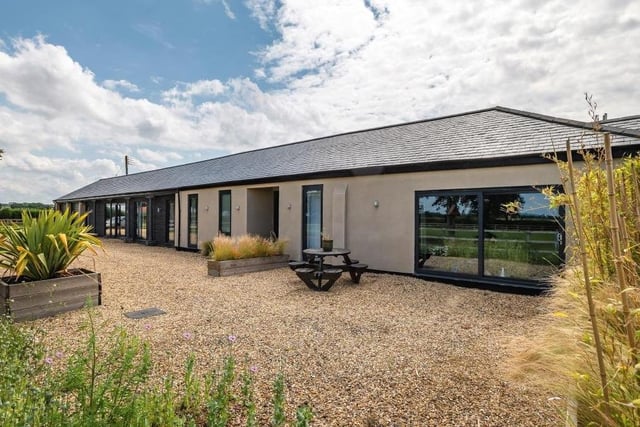Redwood Barn in Thorney - stunning 6-bed barn conversion