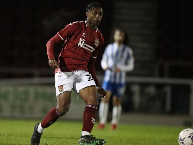 Grew into the game after a quiet start and clearly has technical quality in central midfield. Eyes lit up when the ball fell to his feet 20 yards but couldn't convert, and went closer still when McGill got down well to deny him again... 7