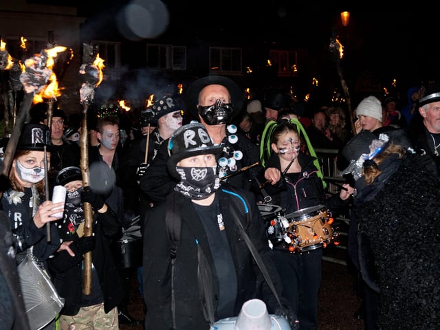 Battle Bonfire 2019 (Battel Bonfire Boyes). Photo by Frank Copper SUS-190411-104715001