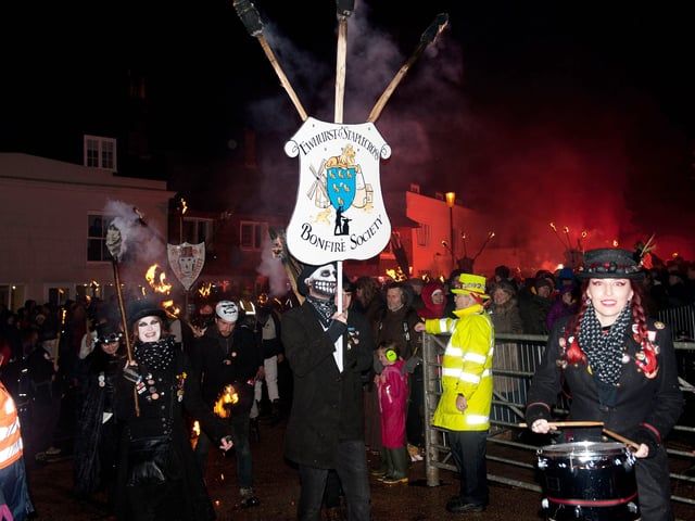 Battle Bonfire 2019 (Battel Bonfire Boyes). Photo by Frank Copper SUS-190411-104832001
