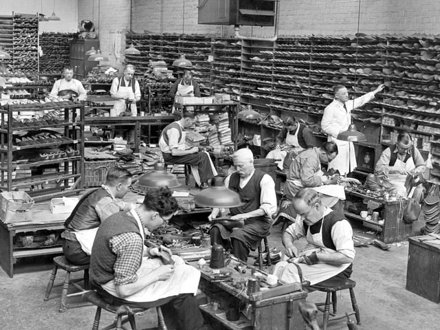 circa 1950: Shoemakers at work in the hand-sewing room helping with post-war trade at Sticklands, Northampton. (Photo by Fox Photos/Getty Images)