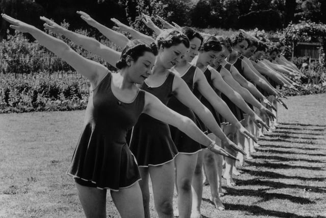13th June 1939: Members of the Northampton Ladies Physical Culture Club exercising. (Photo by Arthur Tanner/Fox Photos/Getty Images)