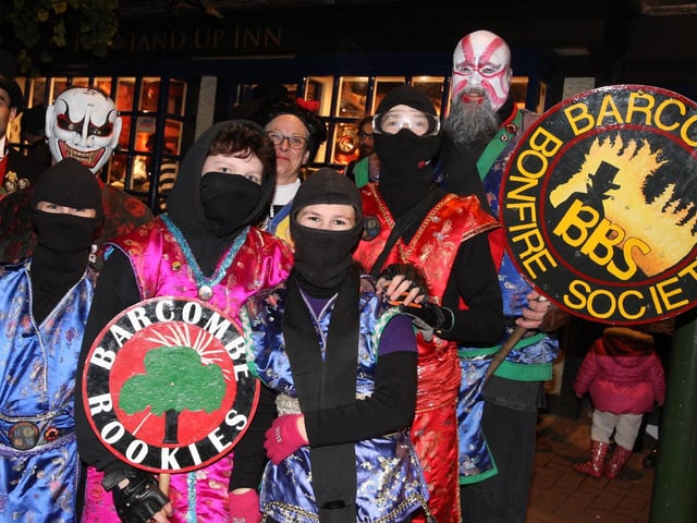 DM21110019a.jpg. Lindfield Bonfire night. Barcombe Bonfire Society. Photo by Derek Martin Photography and Art.