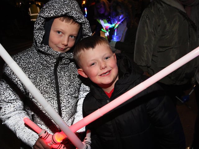 DM21110054a.jpg. Lindfield Bonfire night. Archie 10, left and Danny 7. Photo by Derek Martin Photography and Art.