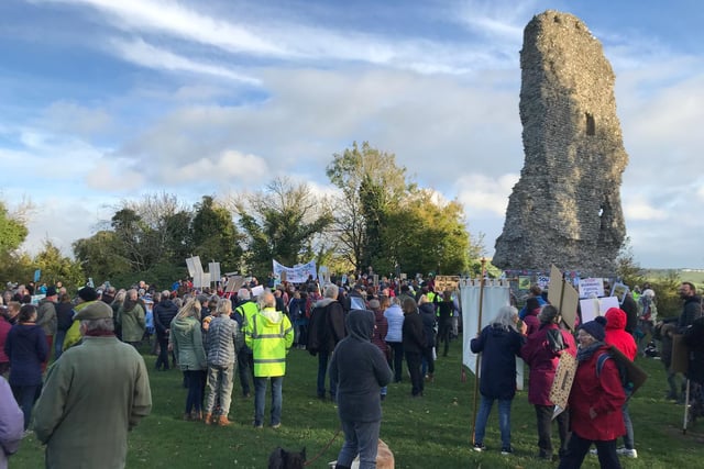 Hundreds of people gathered at the castle ruins in Bramber