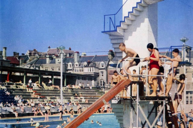 In 1960 the pool was converted into a down-market holiday camp. The pool closed in 1986 and was demolished in May 1993
