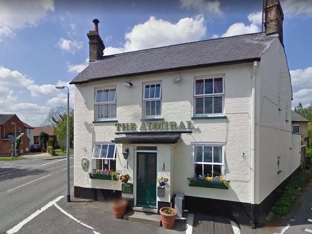 A 'friendly, warm and welcoming pub' with food offerings 'not to be missed', says the guide.