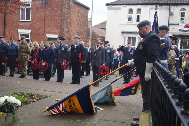 Market Rasen Remembrance Sunday wreath laying EMN-211114-171844001