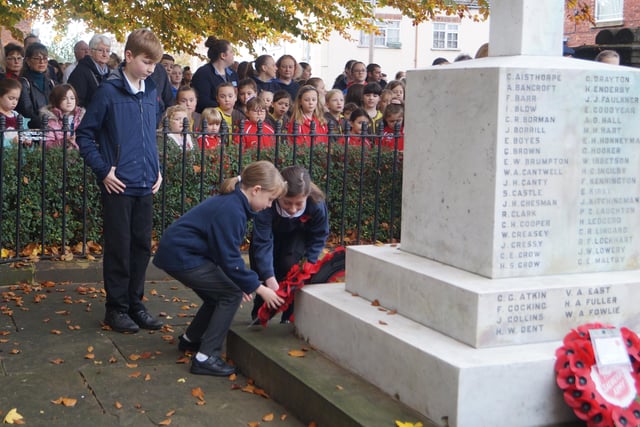 Market Rasen Remembrance Sunday wreath laying EMN-211114-171617001