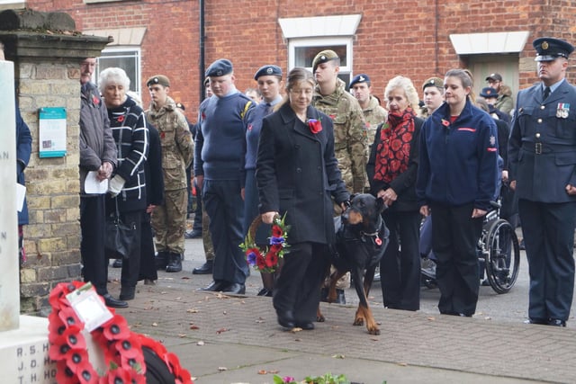 Market Rasen Remembrance Sunday wreath laying EMN-211114-171657001