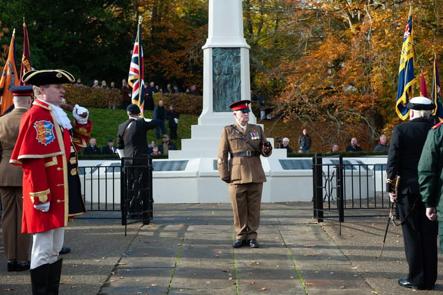 Hastings Remembrance service 2021. Photo by Frank Copper SUS-211114-154035001