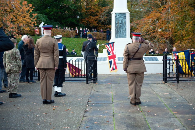 Hastings Remembrance service 2021. Photo by Frank Copper SUS-211114-154024001