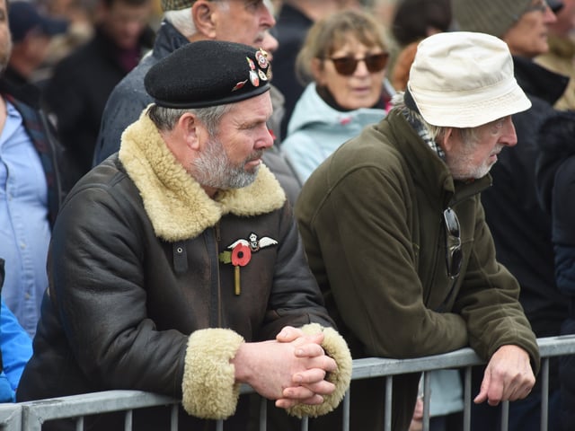 Eastbourne Remembrance Sunday service 2021. 14/11/21 SUS-211114-142506001
