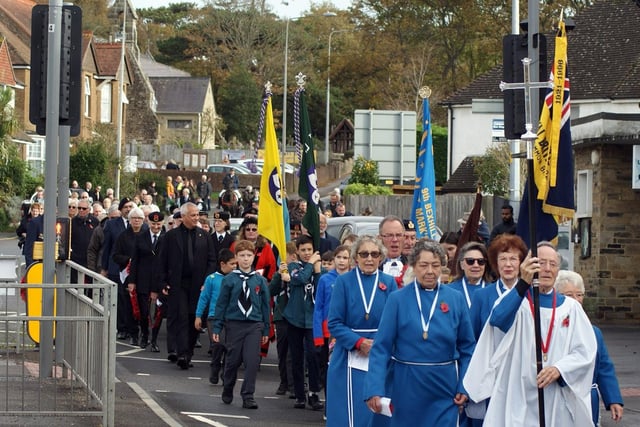 Remembrance service 2021 in Little Common. Photo by Derek Canty SUS-211115-084224001