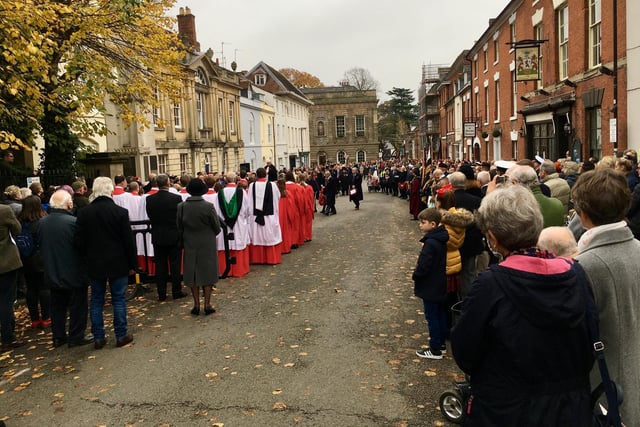A large crowd gathered in Warwick town centre for the Remembrance Service.