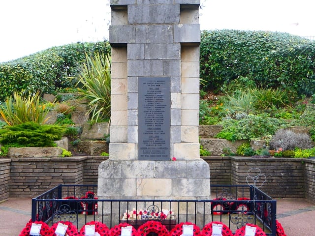 Remembrance Sunday in Sutton on Sea (Picture: Mablethorpe Photo Album)