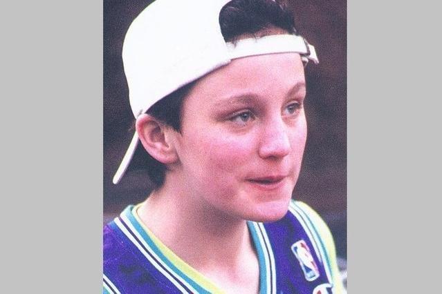 Sarah Benford was last seen in the Kettering area of Northamptonshire on 6 April, 2000, before a murder probe was launched three years later.
The 14-year-old disappeared after absconding from a care home on 3 April. 
On 6 April, she visited her mum where she worked in an amusement arcade in Kettering town centre. They argued. That was to be the final time she saw her daughter.
Last year, Northamptonshire Police said they would begin excavating a 70-metre by 70-metre area in Kettering. However, her body was not found.