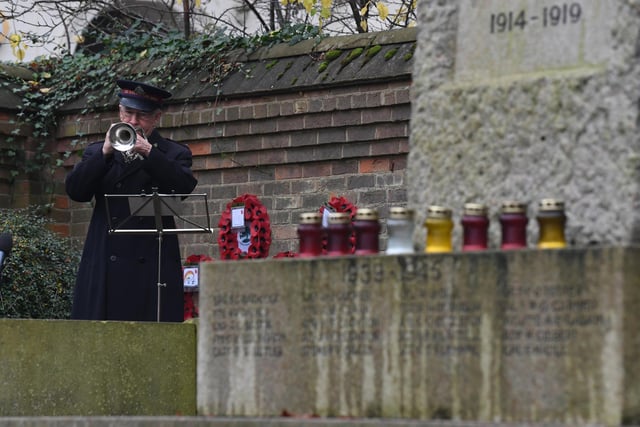 Remembrance Sunday Leighton Buzzard 2021 (Photo by Jane Russell)