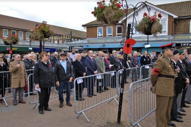 Hailsham Remembrance Service. Photo by Sy Martin. SUS-211116-152536001