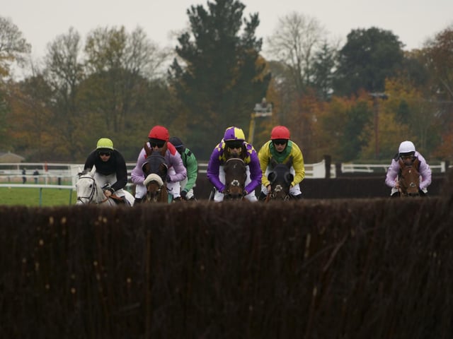 Action from the Southern National and other races at Fontwell Park / Pictures: Clive Bennett - see more at polopictures.co.uk