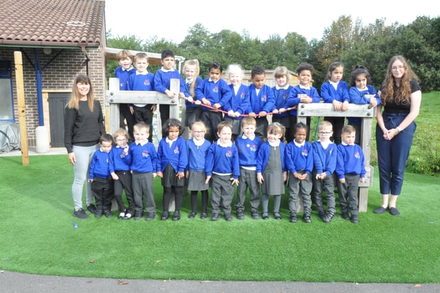 Broadfield Primary Academy - Lion class SUS-211117-073310004