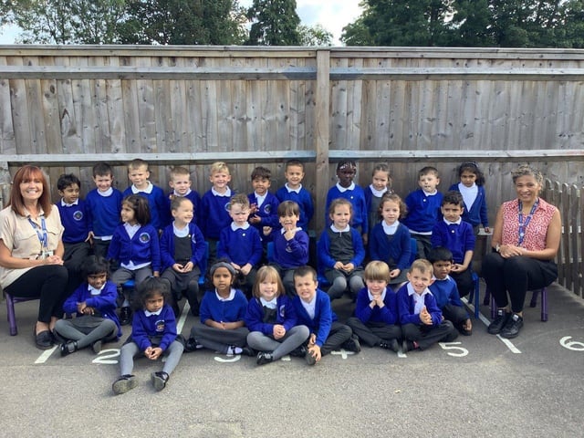 Northgate Primary Apple Class with Ms Mitchell and Mrs Hill SUS-211117-073544004