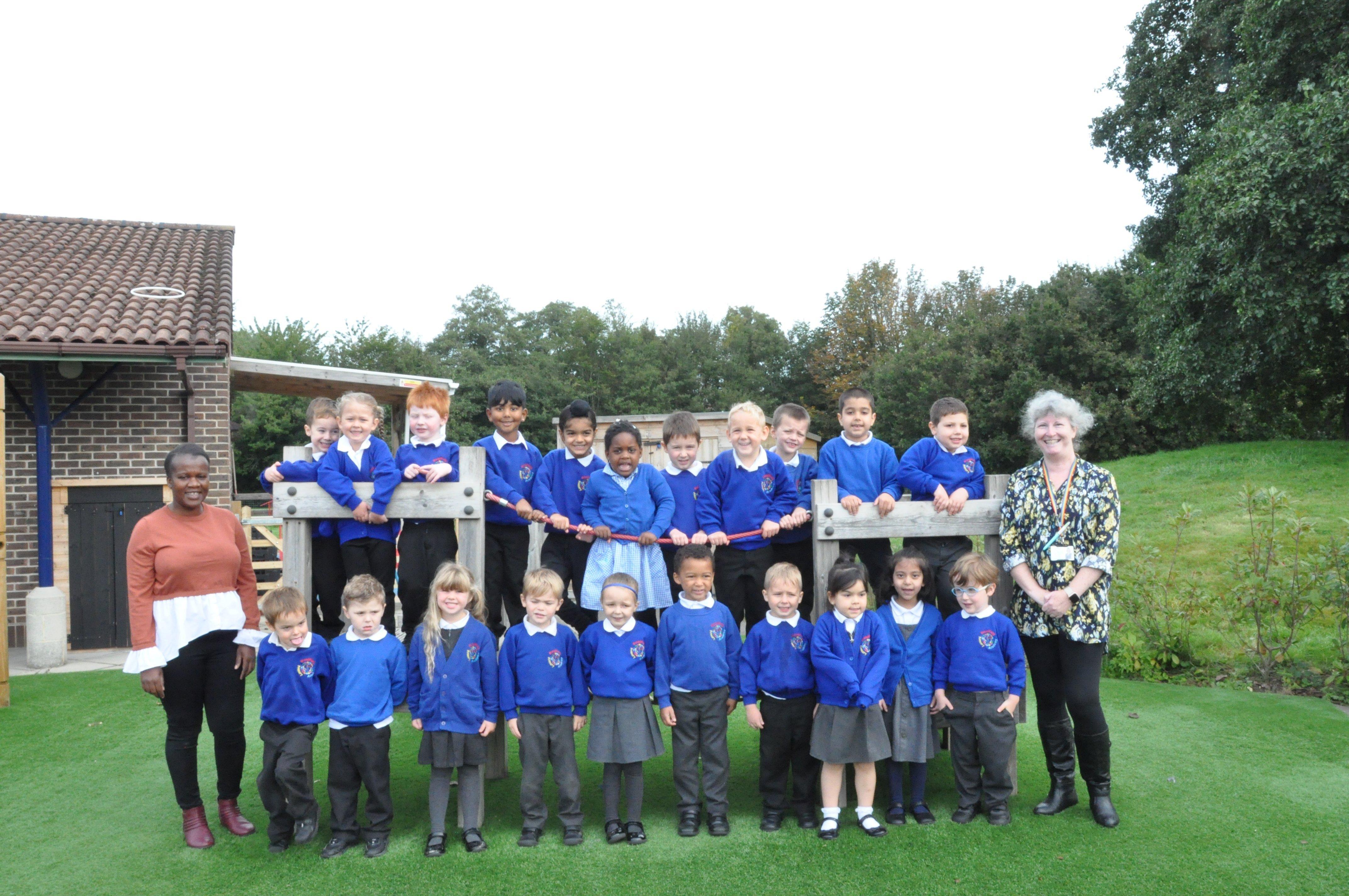 Broadfield Primary Academy Hippo class SUS-211117-073658004