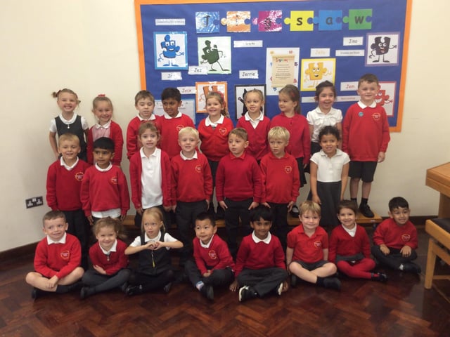 Maidenbower Infant School - Amberley class SUS-211117-073501004