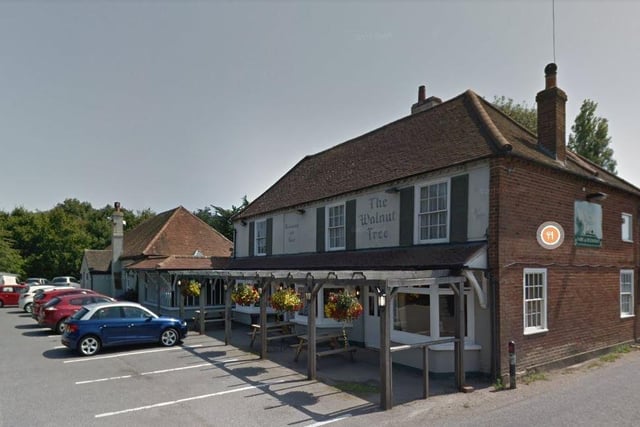 The Walnut Tree, Vinnetrow Road, Runcton has 4.4 stars out of five from 927 reviews on Google.