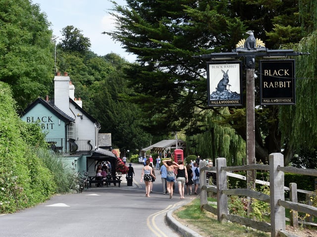 The Black Rabbit, Mill Road, Arundel