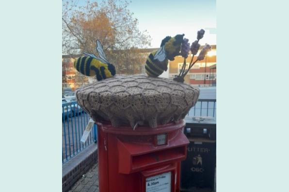 Another bumblee bee postbox topper