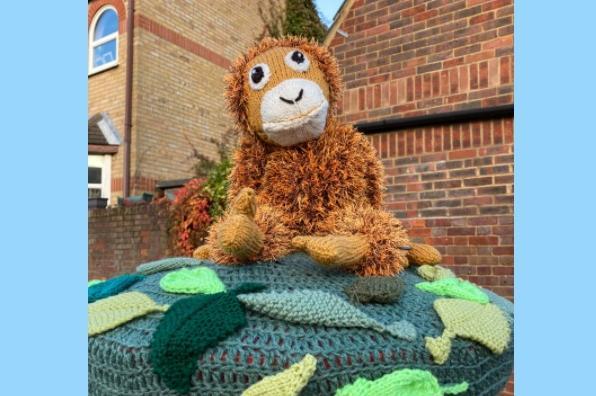 Have you seen the orangutan on one of the toppers?