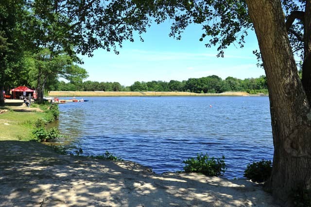 1. Tilgate Park, Crawley. It has a rating of 4.5 out of 5 out of 1,356 reviews.