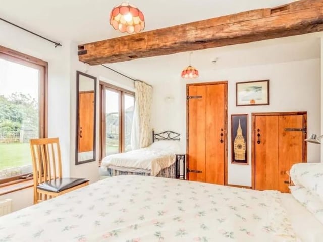 Six bedroom former oast house for sale in Guestling, Hastings SUS-211119-100512001