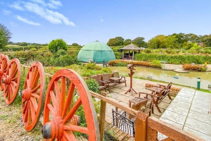 Six bedroom former oast house for sale in Guestling,  Hastings SUS-211119-100502001