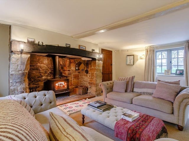 Sedgwick Lane, Horsham, RH13. Photo from Zoopla.