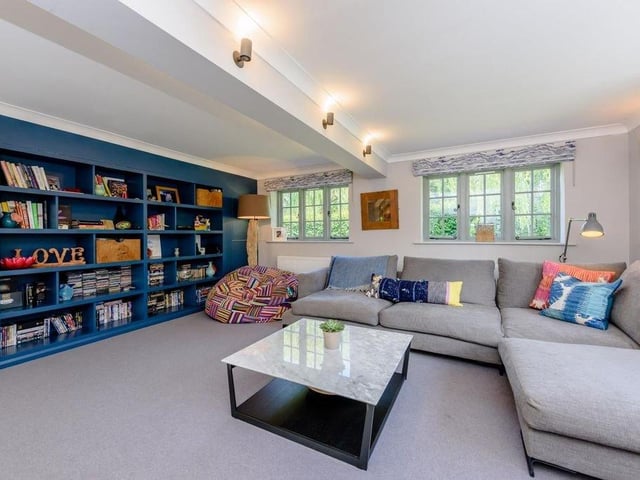 Sedgwick Lane, Horsham, RH13. Photo from Zoopla.