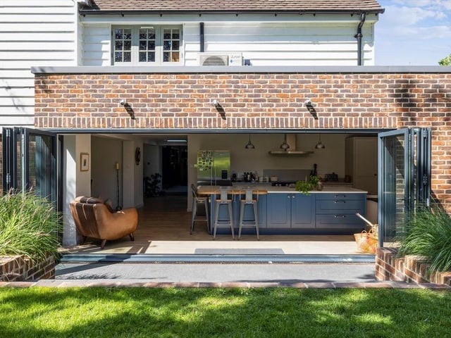 Sedgwick Lane, Horsham, RH13. Photo from Zoopla.