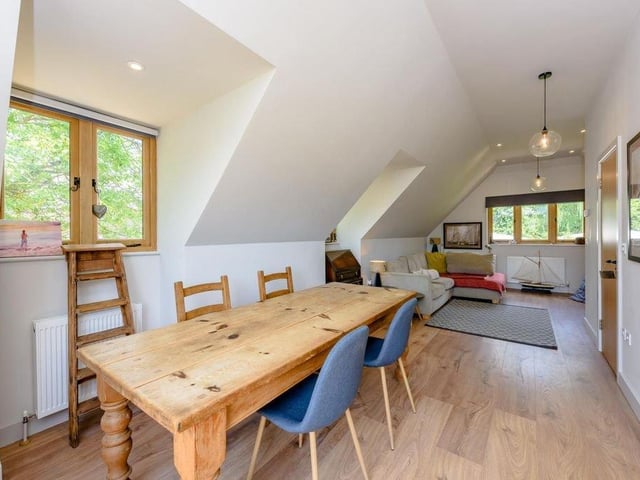 Sedgwick Lane, Horsham, RH13. Photo from Zoopla.