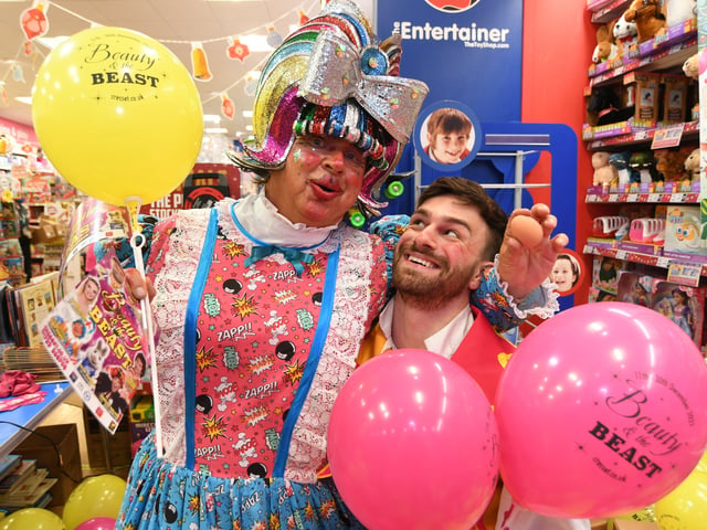 Christmas lights switch on in the City Centre. Cast from the Cresset panto EMN-211120-004449009