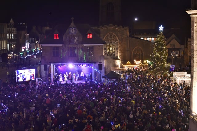 Christmas lights switch on in the City Centre. EMN-211120-004329009