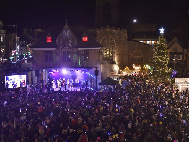 Christmas lights switch on in the City Centre. EMN-211120-004329009