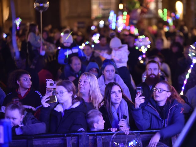 Christmas lights switch on in the City Centre. EMN-211120-004054009